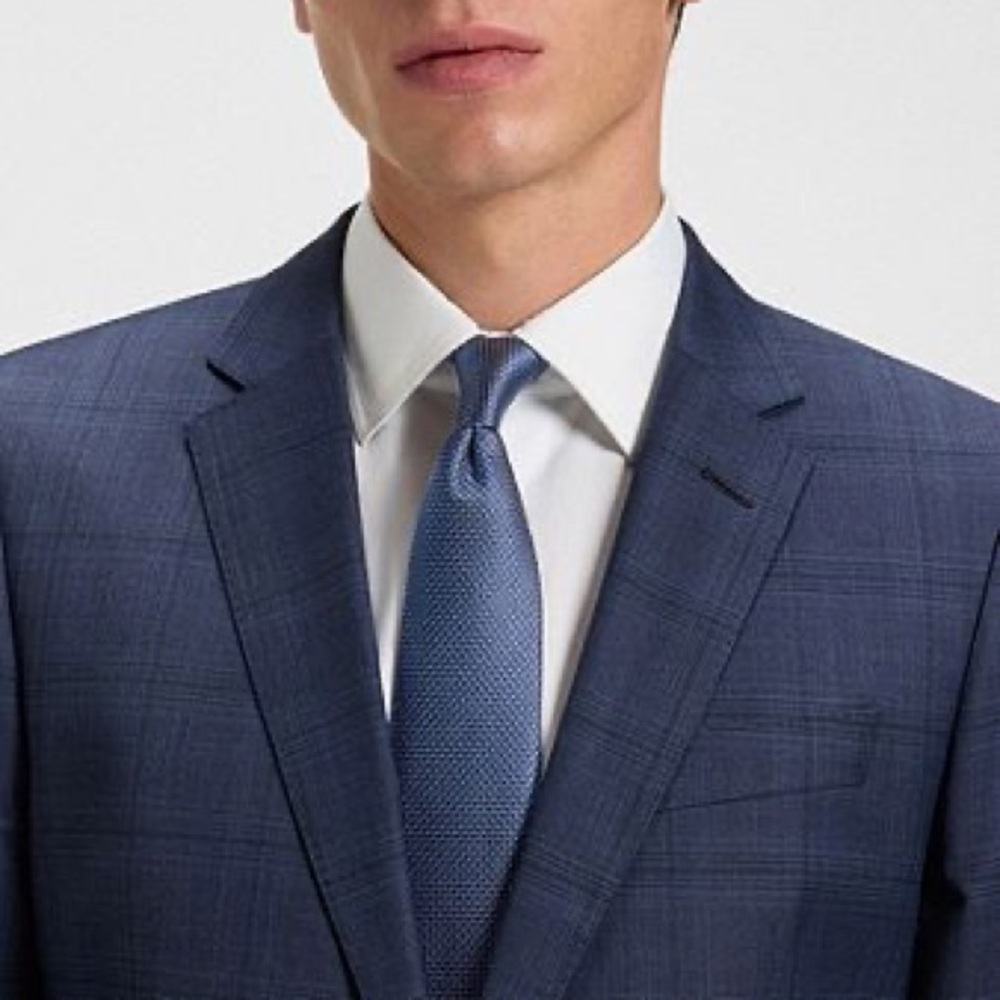 Tommy Hilfiger blue silk tie new with tags!